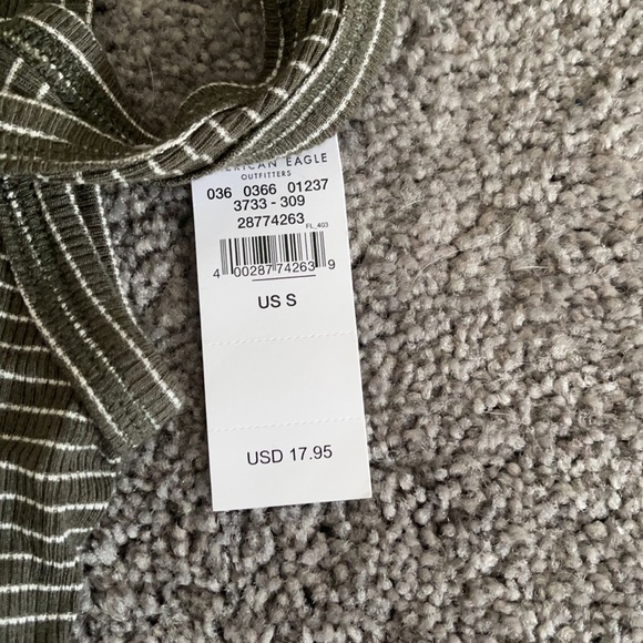 American Eagle Tank Top - Picture 2 of 2